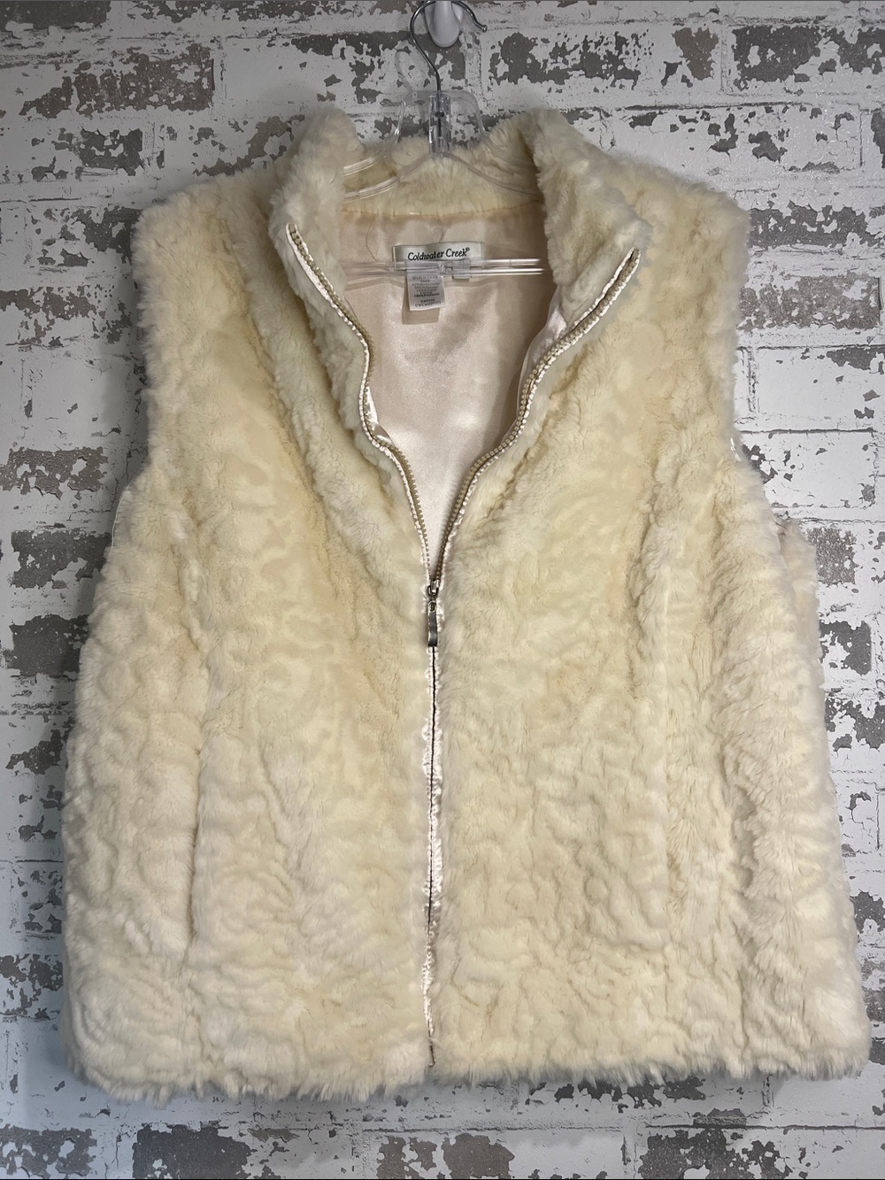 Coldwater Creek Soft Cream Faux Fur Zip Vest